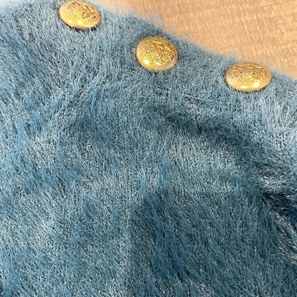 Banana Republic fuzzy green sweater - Picture 3 of 11